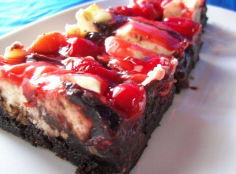 Fudgy Cherry-Cheesecake Brownie Bars