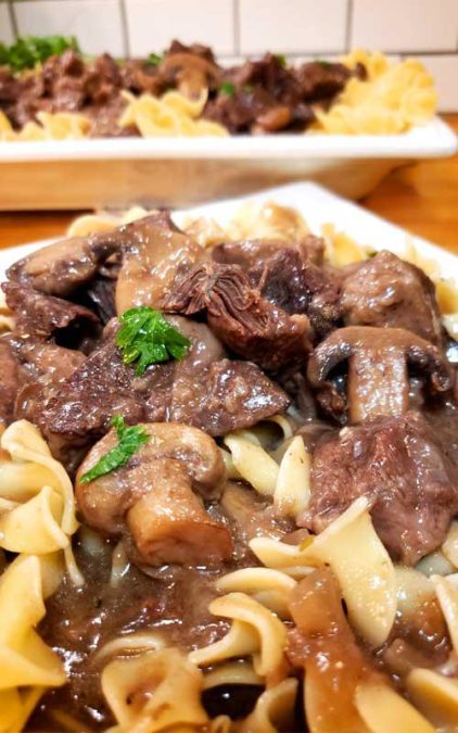 Garlic Butter Beef in Mushroom Gravy - the whole family is delighted with this dish!