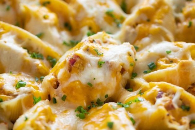 Awesome cheese shells stuffed with chicken and bacon
