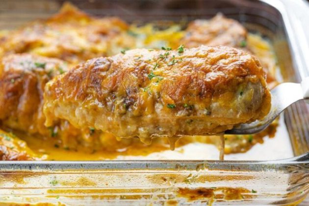 Cheesy Chicken Casserole - savory, filling, and flavorful dish with seasoned chicken, sauteed onions, and lots of cheese