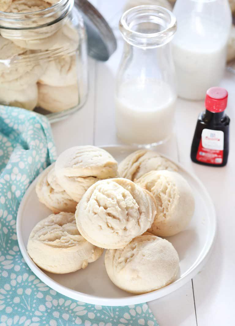 Flavorful and melt-in-your-mouth Amish Sugar Cookies