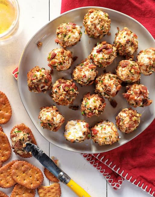 Easy Bacon Ranch Cheese Ball Bites Recipe - TASTYDONE