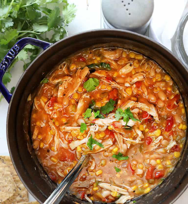 Spicy White Bean Chicken Chili - TASTYDONE