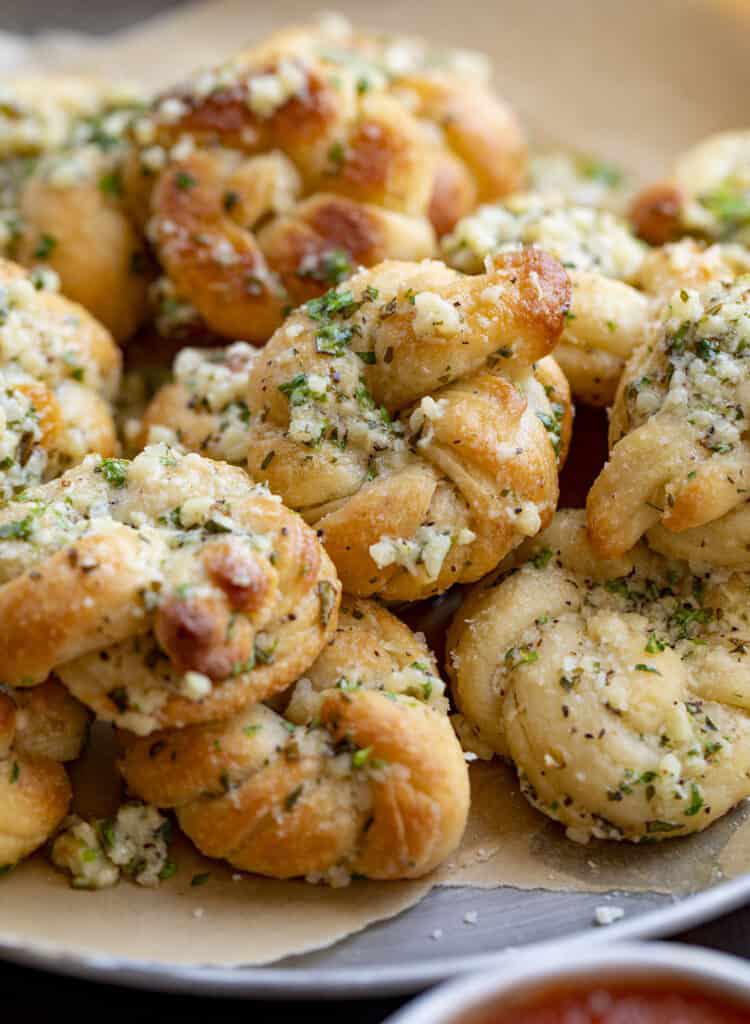 Garlic Knots with Pizza Crust Dough