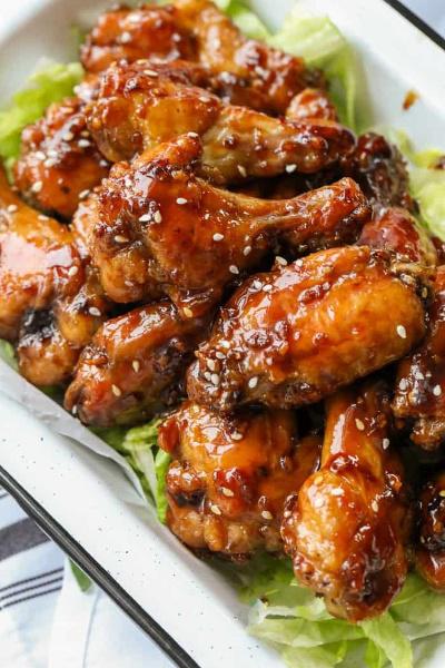 Oven Honey Garlic Chicken Wings - TASTYDONE