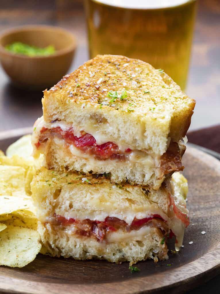 Hearty Roasted Garlic Grilled Cheese Sandwich
