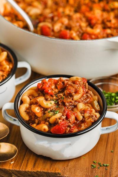 Easy American Goulash recipe - TASTYDONE