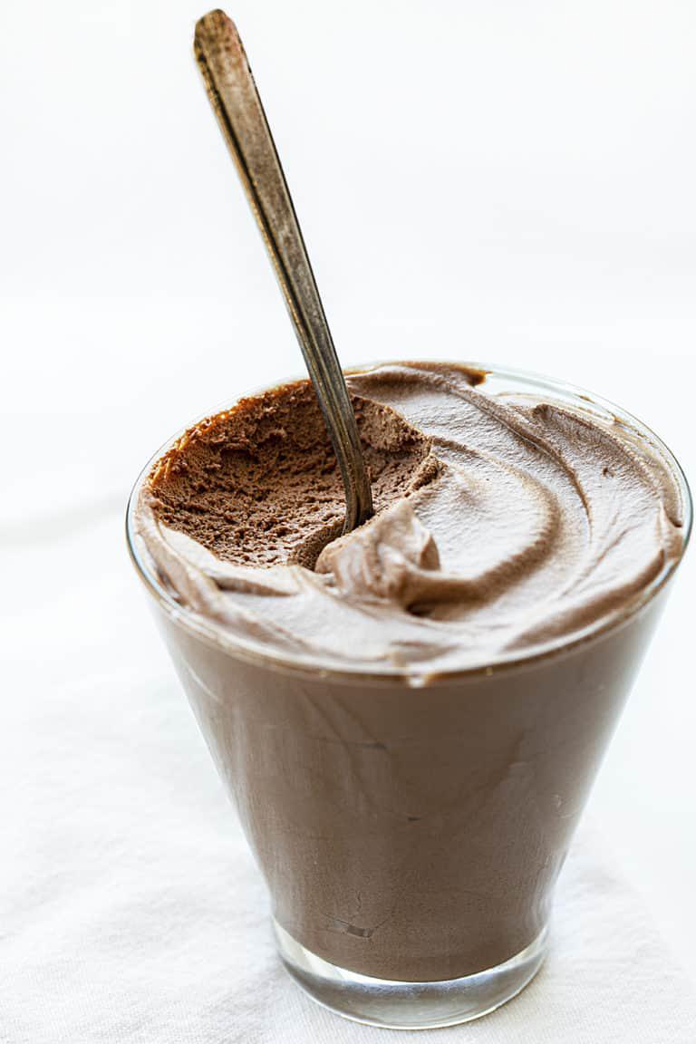 Easy Two Ingredient Chocolate Mousse Recipe
