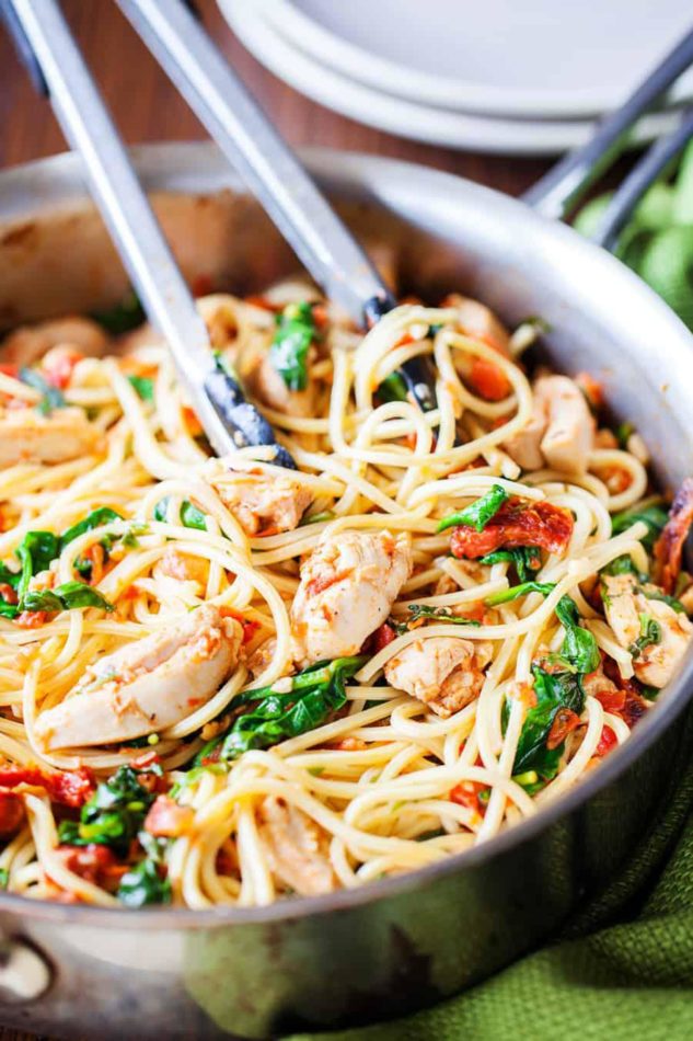 Tomato Spinach and Chicken Spaghetti Recipe