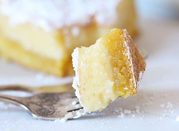 Classic American Ooey Gooey Butter Cake Recipe