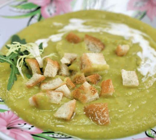 Easy Mashed Vegetable Soup with Green Peas and Celery