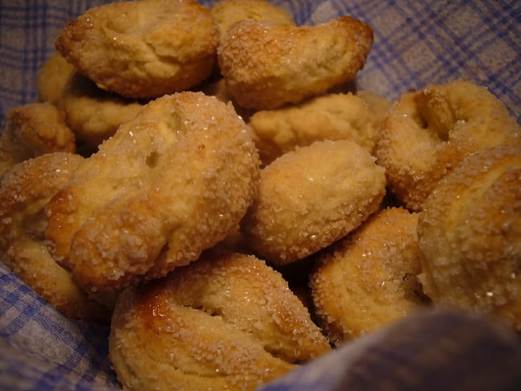 Torchetti (Quick Italian Cookies)