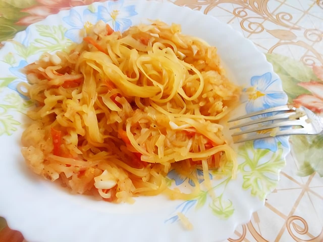 Zucchini Spaghetti with Tomatoes