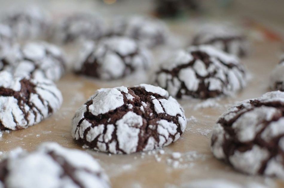 Chocolate Crinkle Cookies