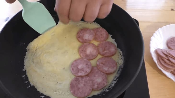 Delicious Layered Omelette in 5 Minutes