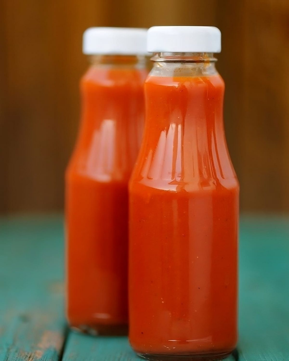 Tender homemade ketchup recipe with 3 ingredients