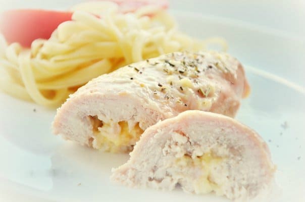 Chicken Rolls with Cottage Cheese for a Delicious Low-Calorie Lunch