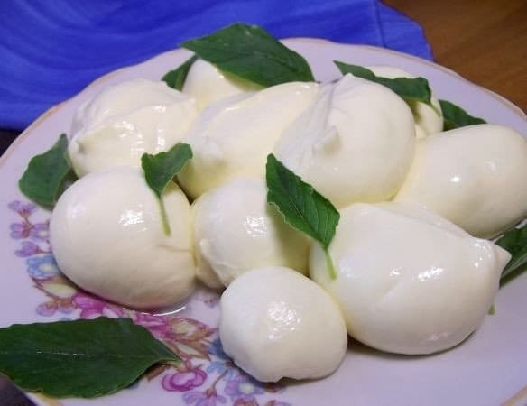 Homemade Mozzarella: Ready in Half an Hour and Tastier than Store-Bought!