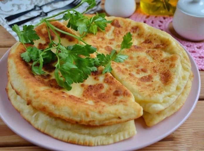 The Most Delicious and Easy-to-Make Khachapuri