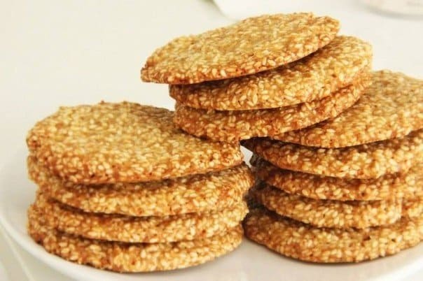 Crunchy and Fragrant Sesame Cookies - Healthy and Delicious!