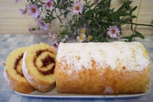 How to Quickly Bake the Most Delicious Tea Cake Roll
