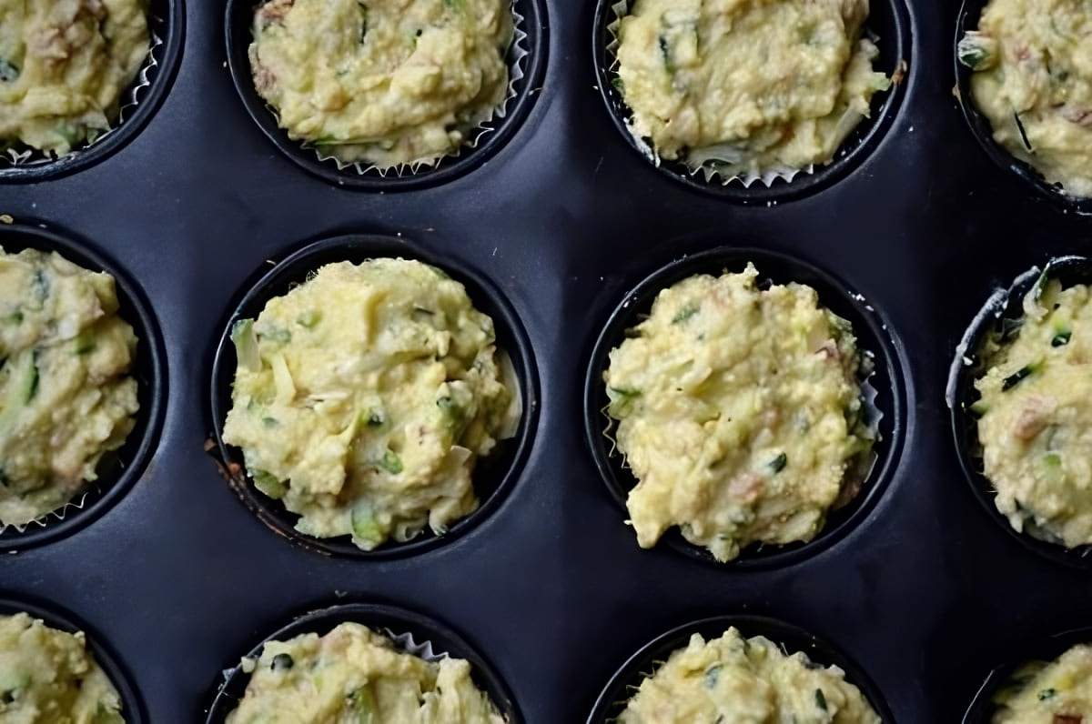 Incredibly Simple and Delicious Zucchini Bacon Muffins with Herbs