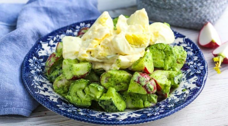 Restaurant-Style Radish Dish: An Unforgettable Salad That Never Gets Old!