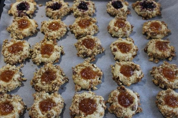Delightful Thumbprint Cookies: Perfect Treat for Tea Time!