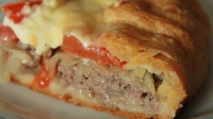 Savory Meat Pie with Potato Crust: Delicious, Quick, and Easy!