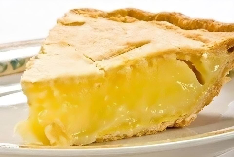 Luscious Lemon Pie — Where Culinary Art Meets Dessert Delight!