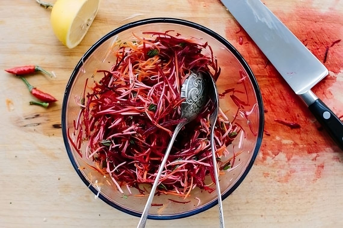 Detox Delight: 'Broom' Salad and 4 Variations to Sweep Away Toxins