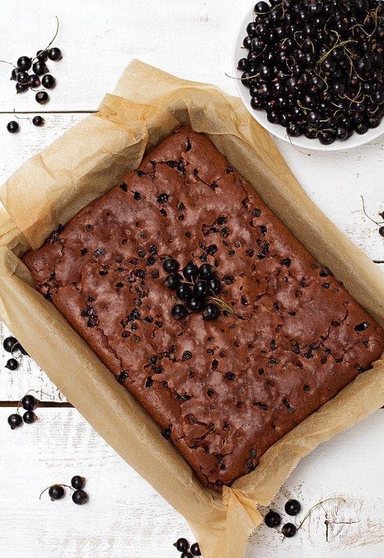 Blackcurrant Brownie – Culinary Bliss at Its Peak! A Must-Try Sensation!